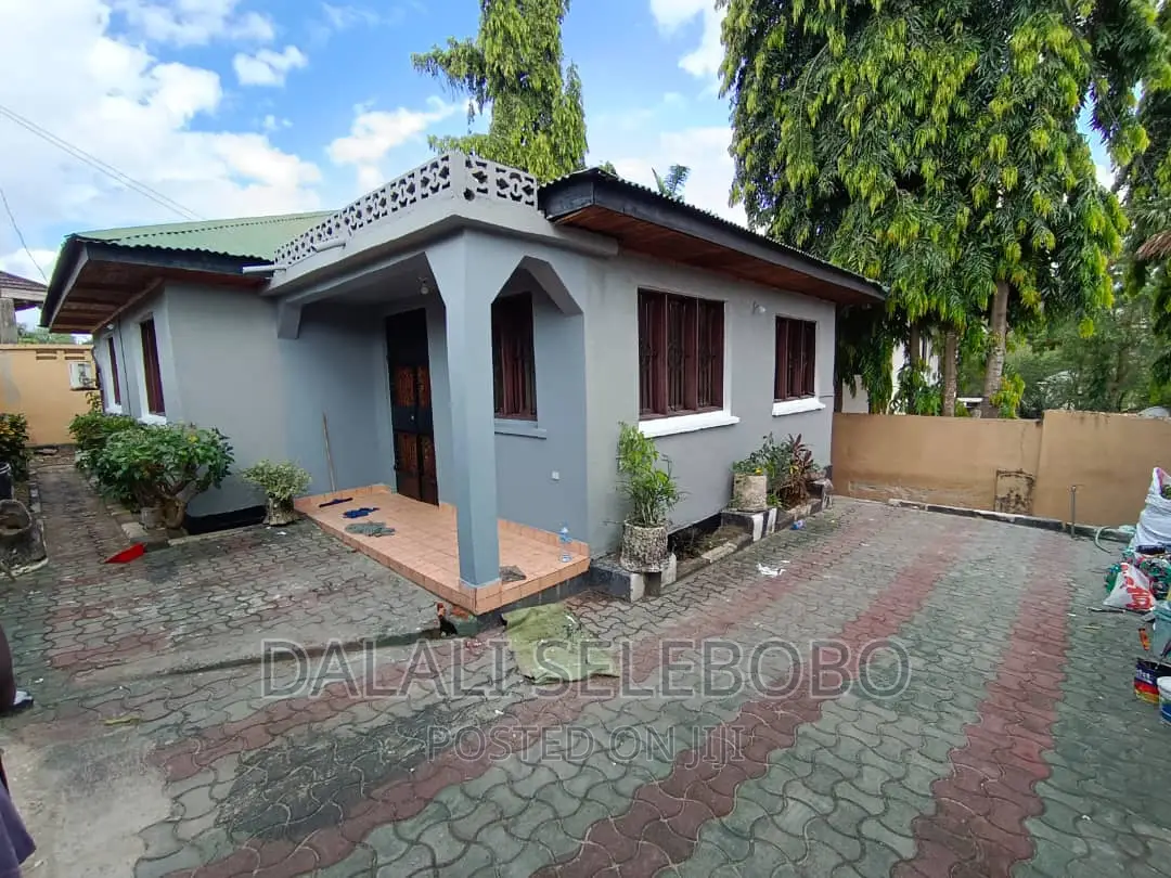 2bdrm Bungalow in Kimara Baruti, Kinondoni for rent