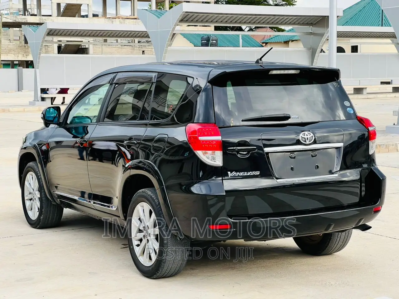 Toyota Vanguard 2010 Black