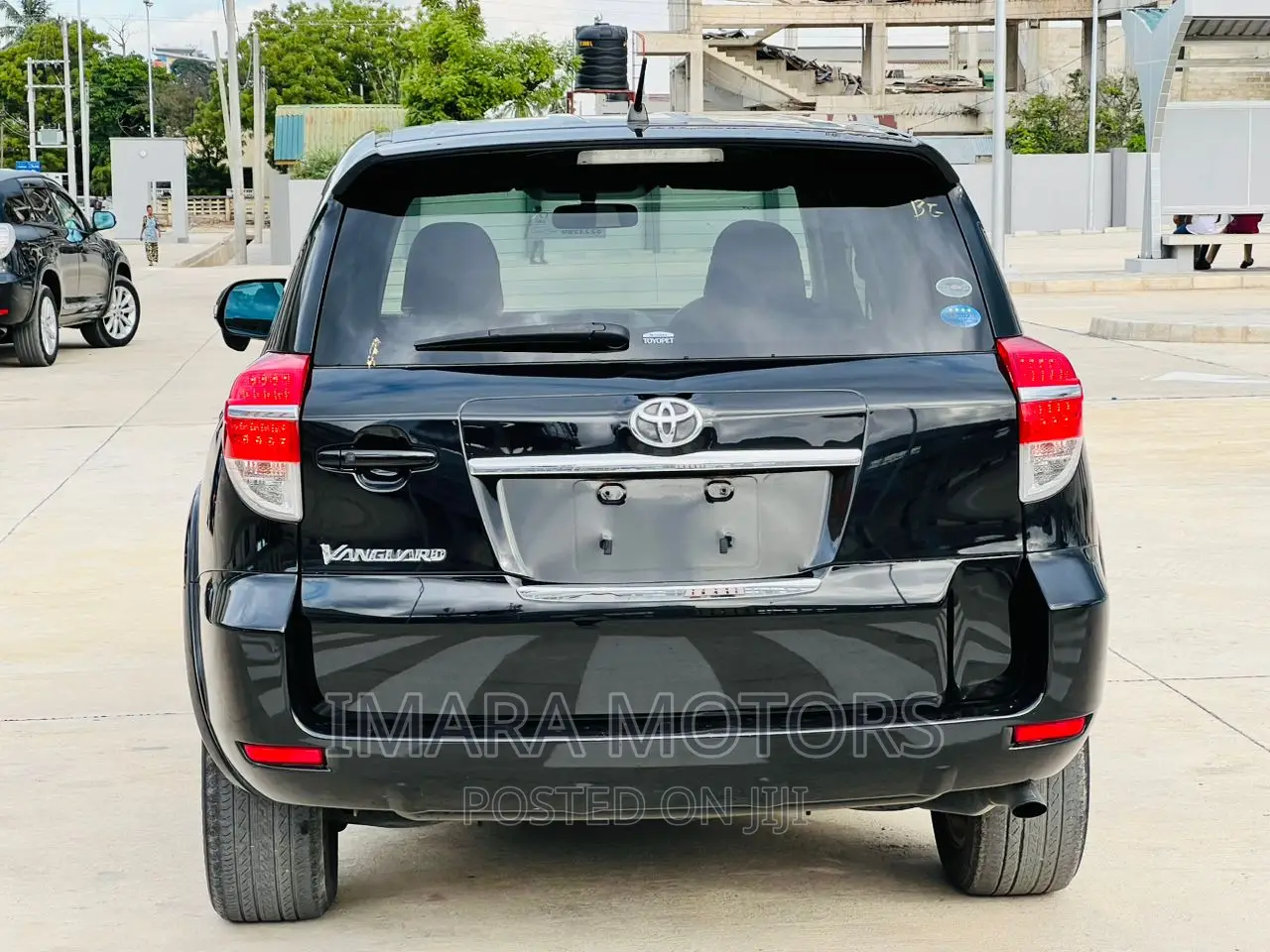 Toyota Vanguard 2010 Black