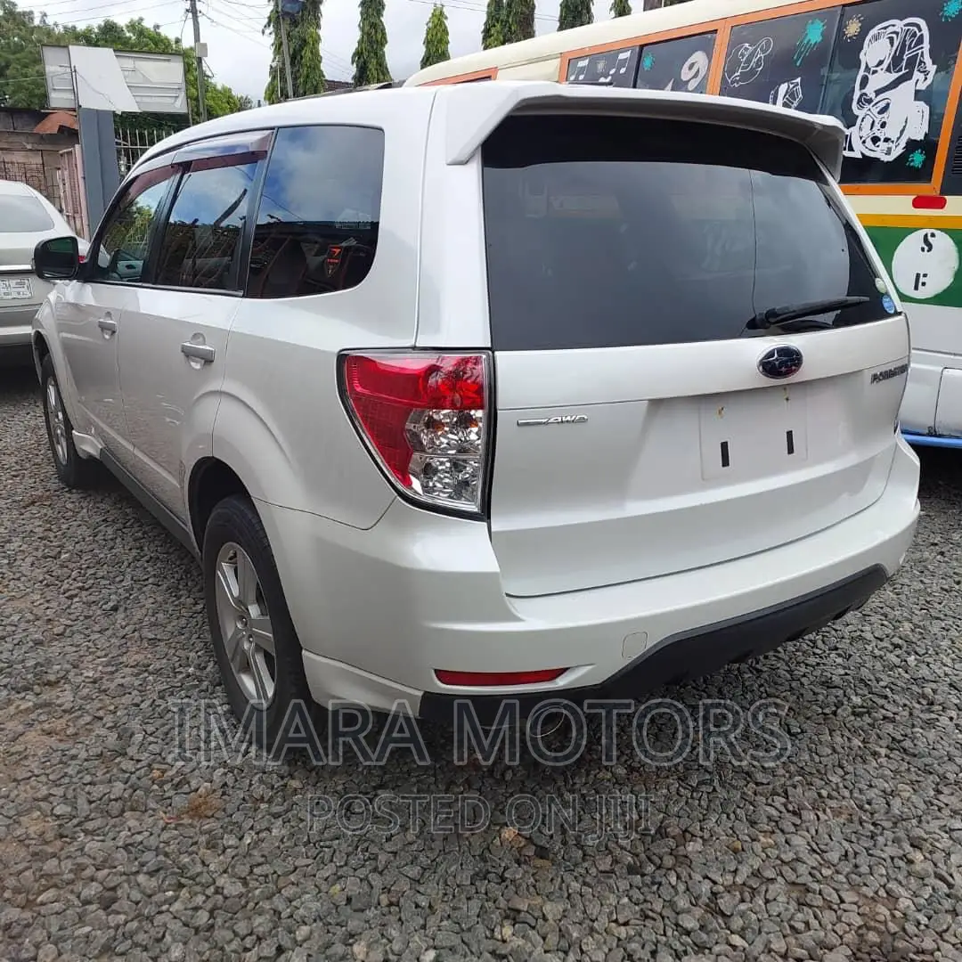Subaru Forester 2010 White