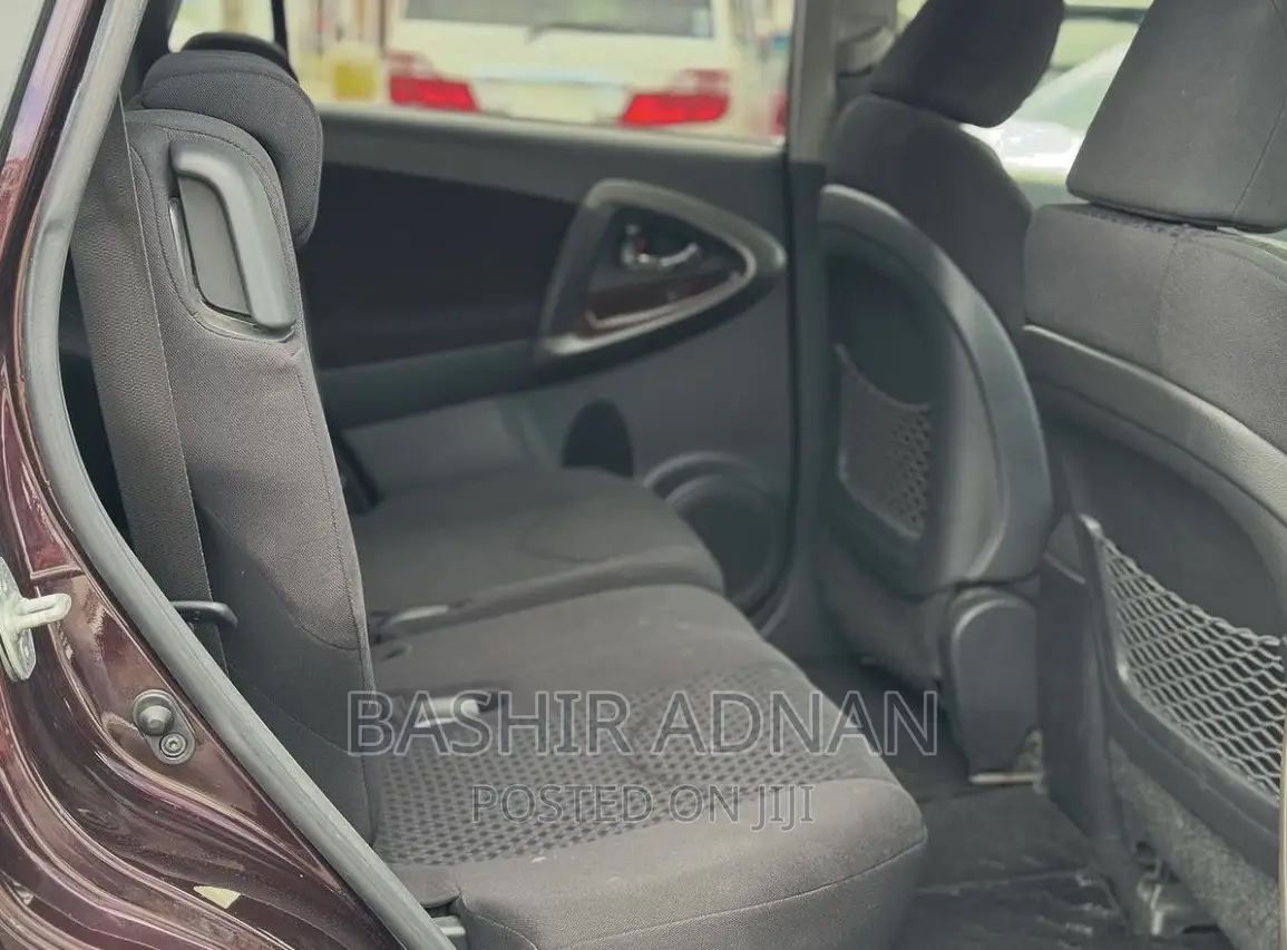 Toyota Vanguard 2011 Burgundy