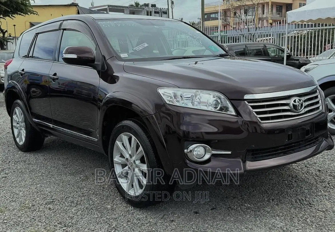 Toyota Vanguard 2011 Burgundy