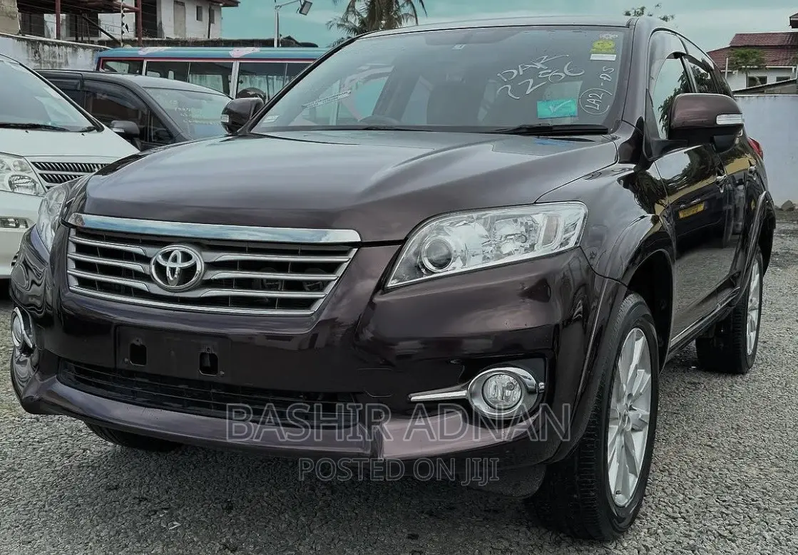 Toyota Vanguard 2011 Burgundy