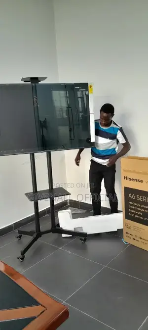 Ofa Ofa - Bracket Ya Tv Yakusimama Inayo Tembea