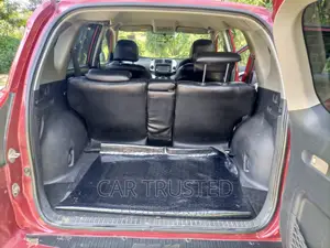 Toyota RAV4 2.5 2012 Red