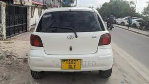 Toyota Vitz 1.5 FWD 3dr 2002 White