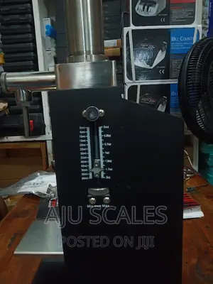 Pneumatic Liquid Filling Machine