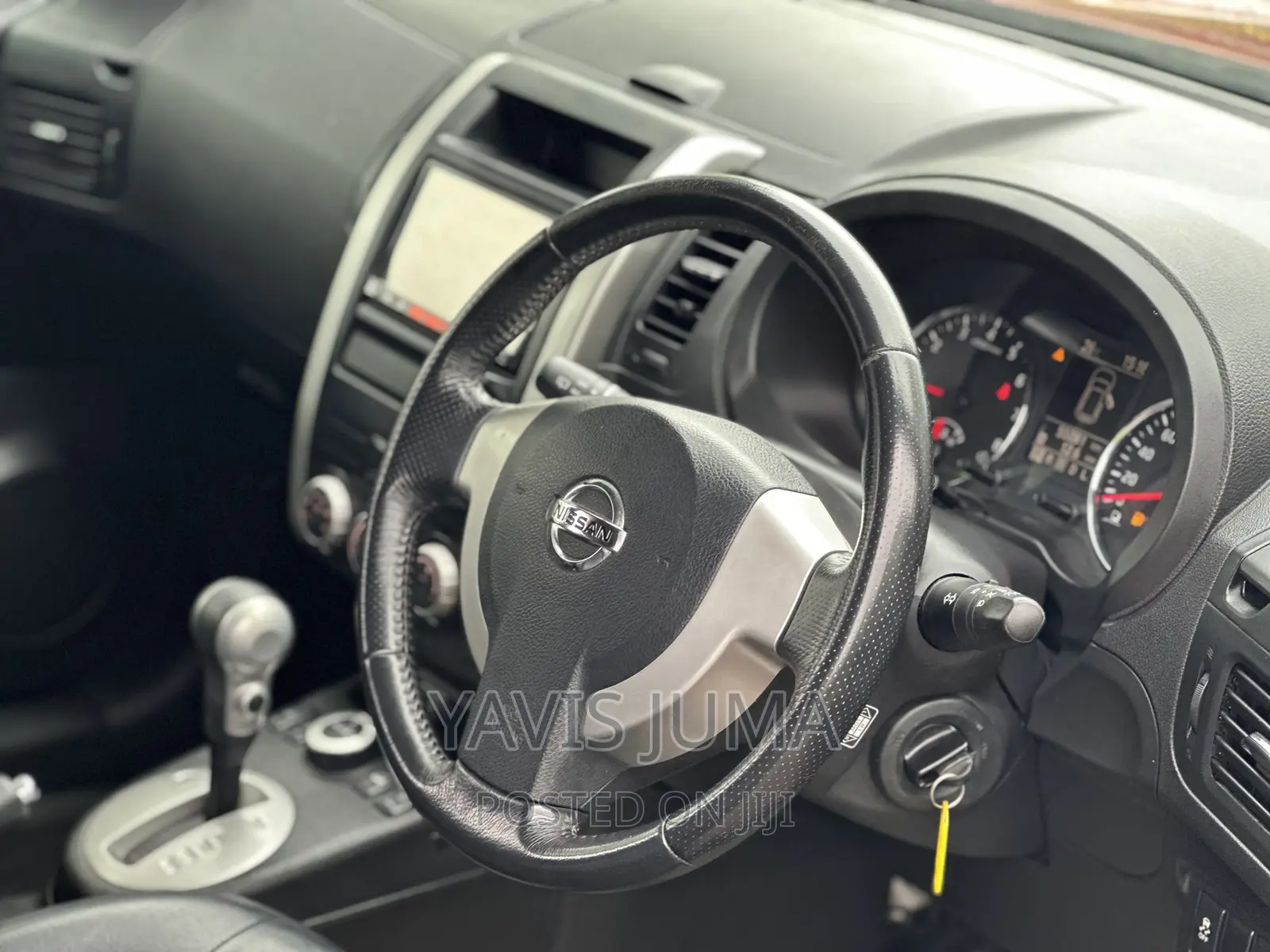 Nissan X-Trail 2012 Red
