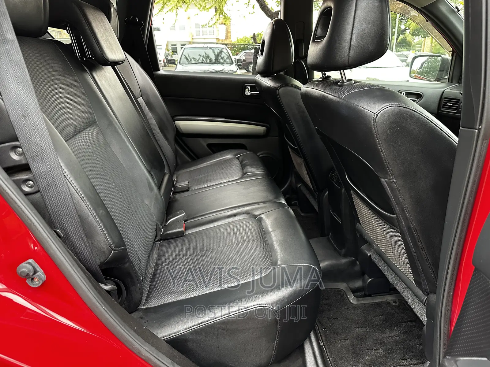 Nissan X-Trail 2012 Red