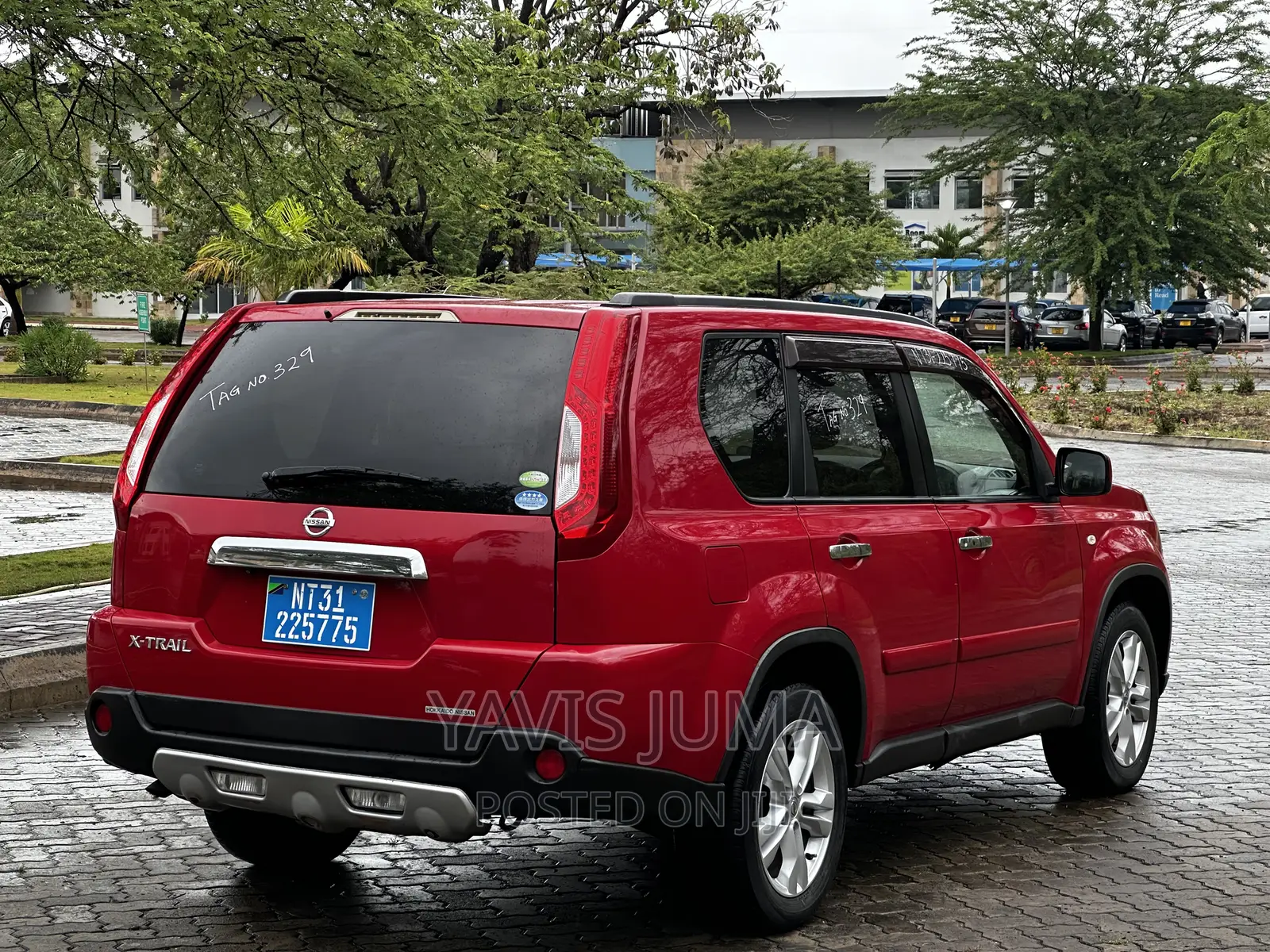 Nissan X-Trail 2012 Red