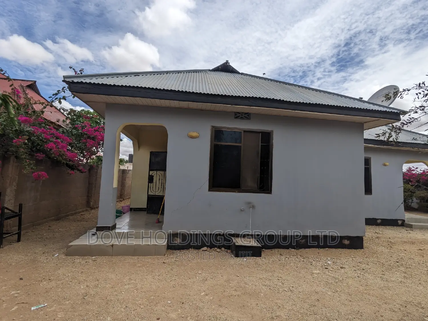 5bdrm House in Dodoma Rural for sale
