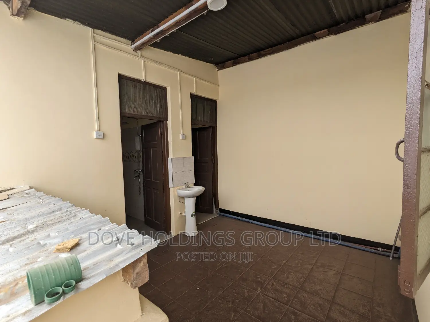 Commercial Property Available for Rent City Centre