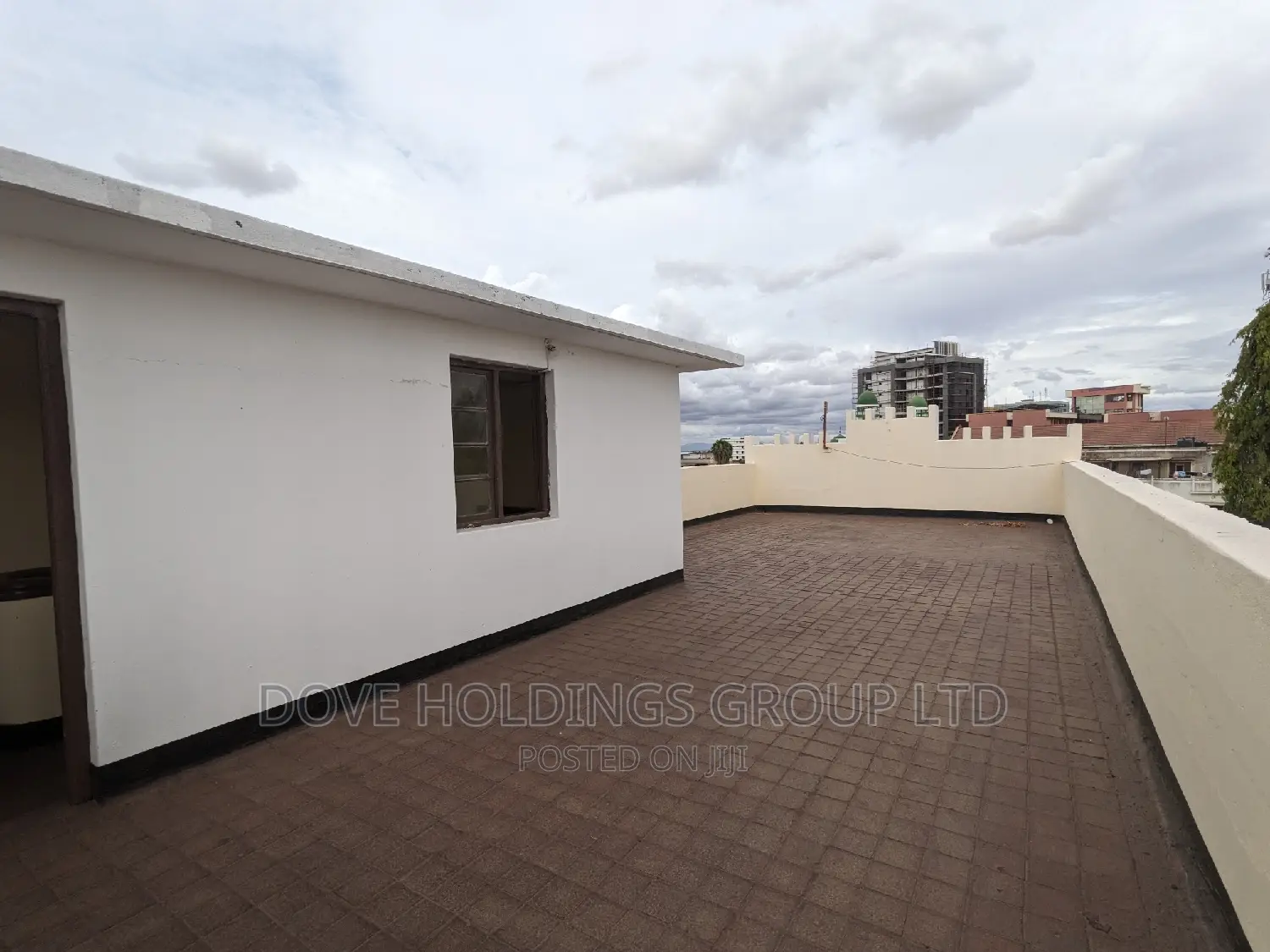 Commercial Property Available for Rent City Centre