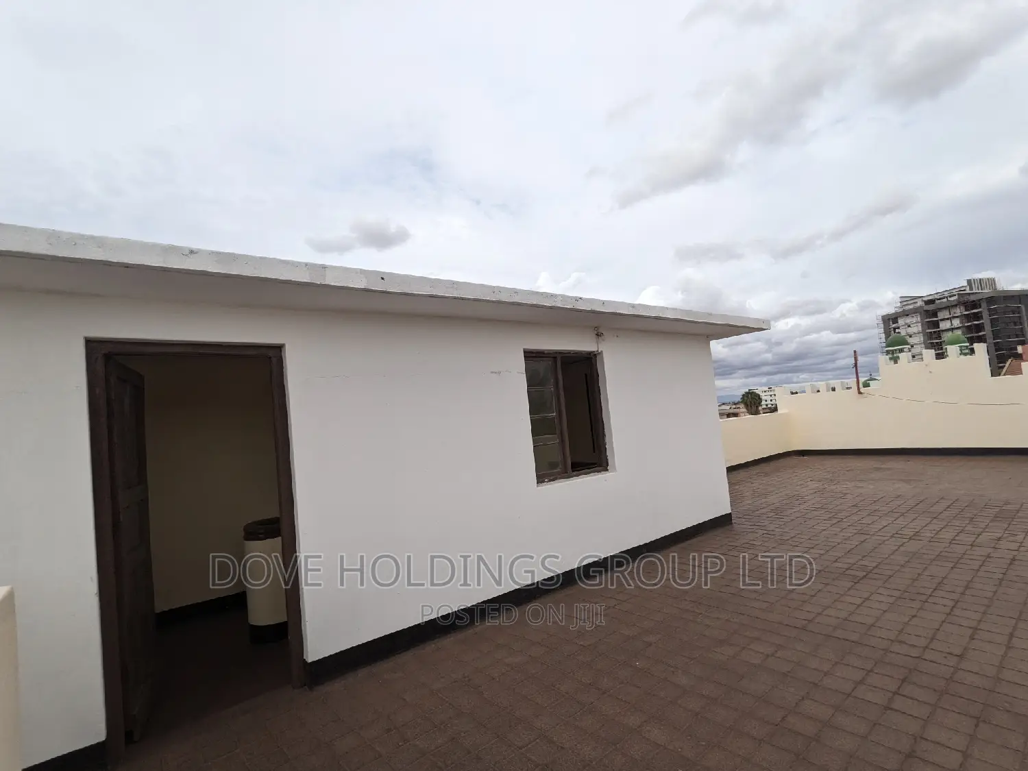 Commercial Property Available for Rent City Centre