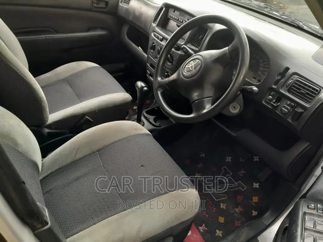 Toyota Probox 1.5 DX Comfort 2WD 2004 Silver