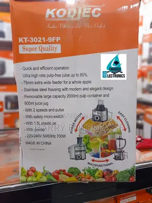 Powerful High Quality Food Processor 9 in 1 With 700W