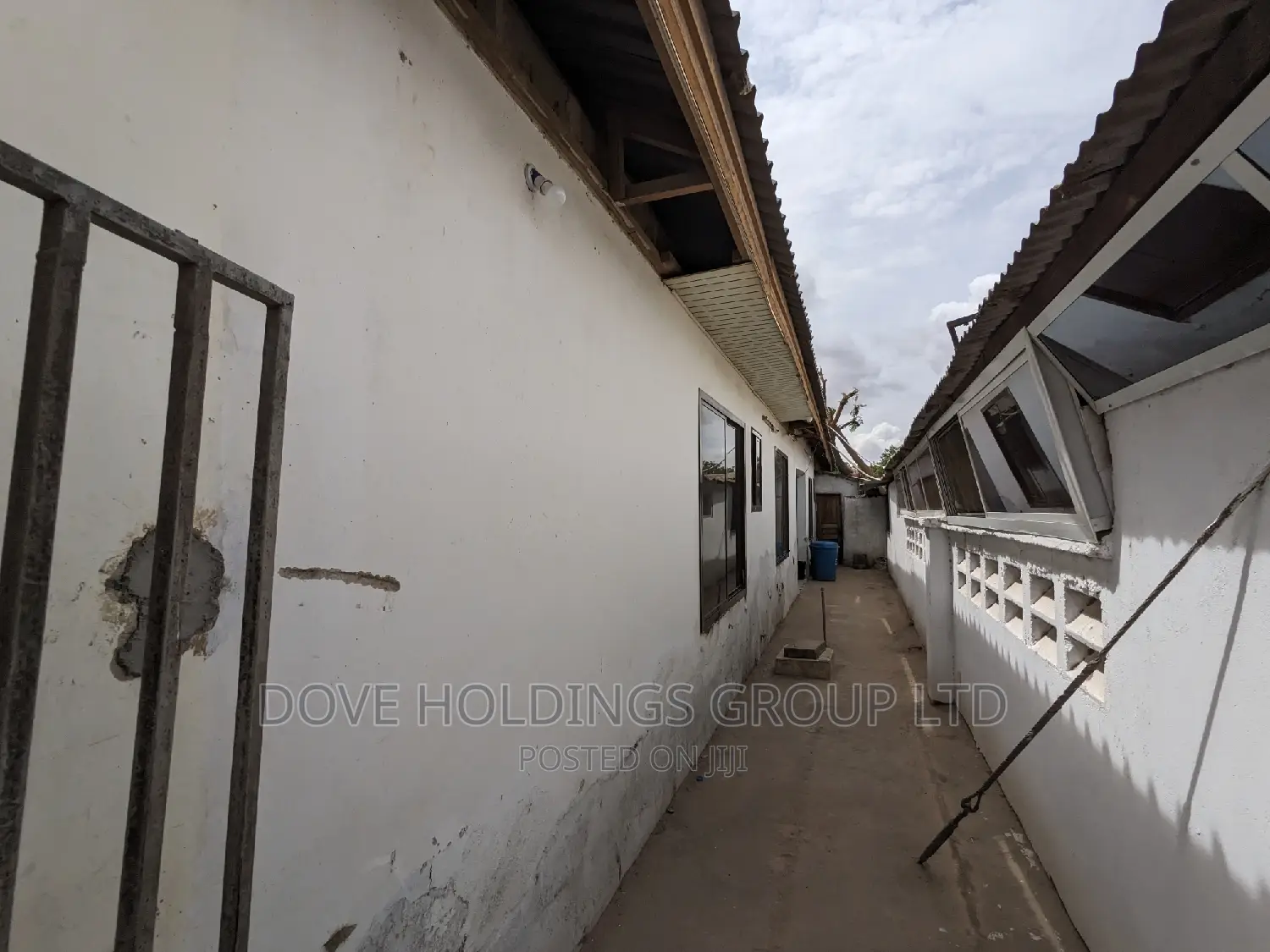 Commercial House Available for Sale CBE Makole