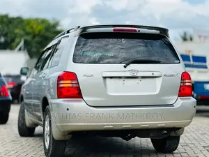 Toyota Kluger 2002 Silver