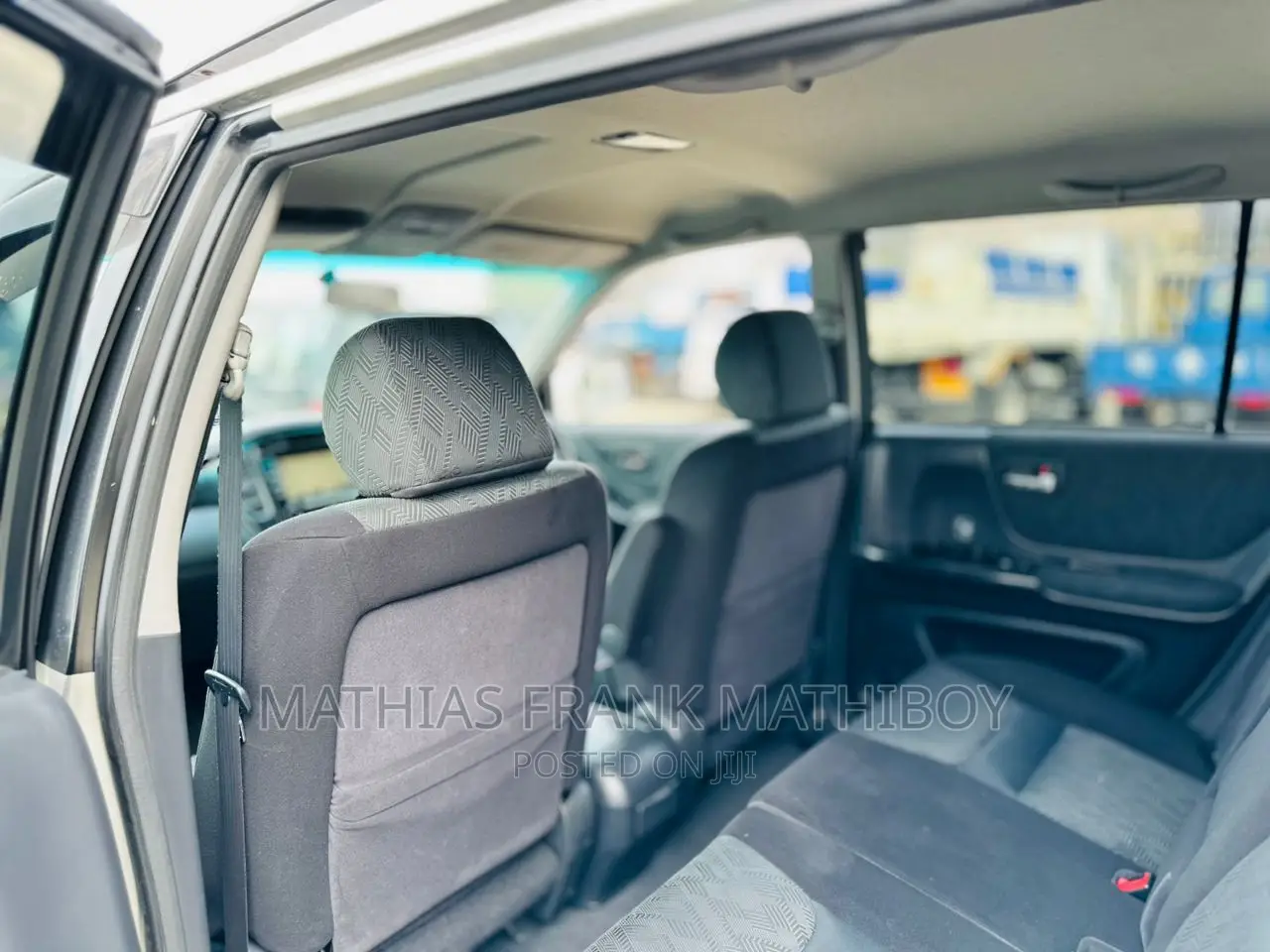 Toyota Kluger 2002 Silver