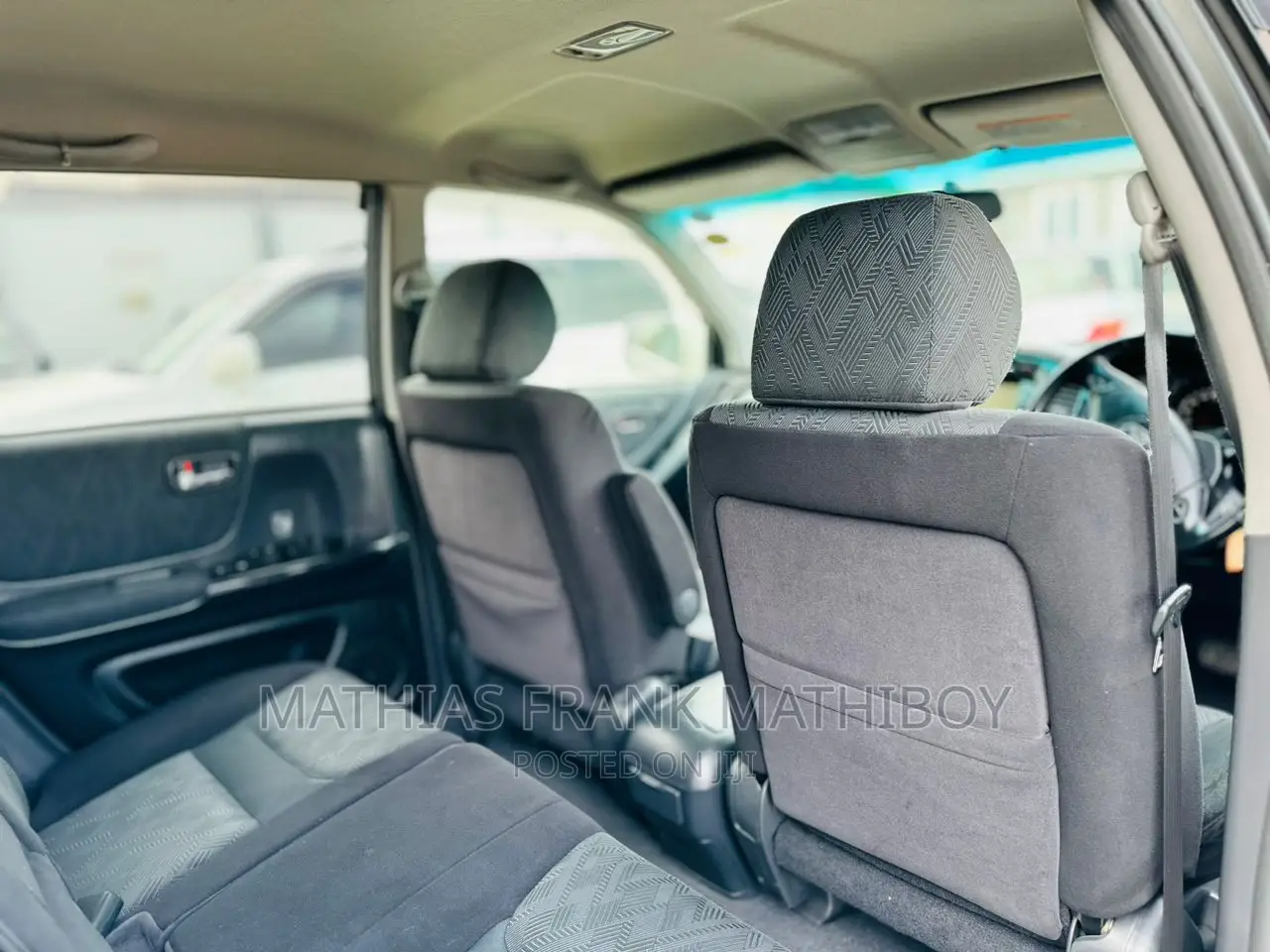 Toyota Kluger 2002 Silver