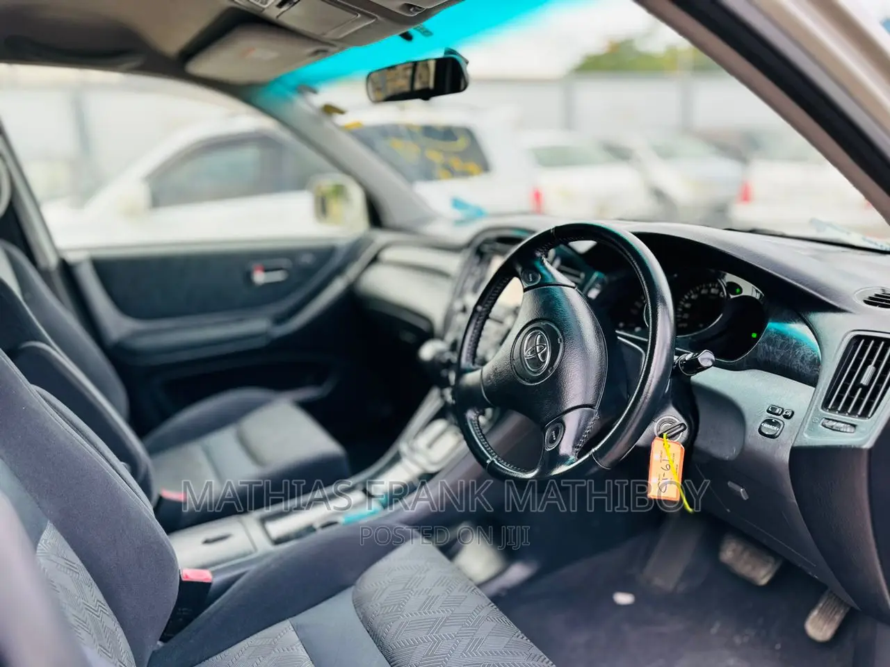 Toyota Kluger 2002 Silver