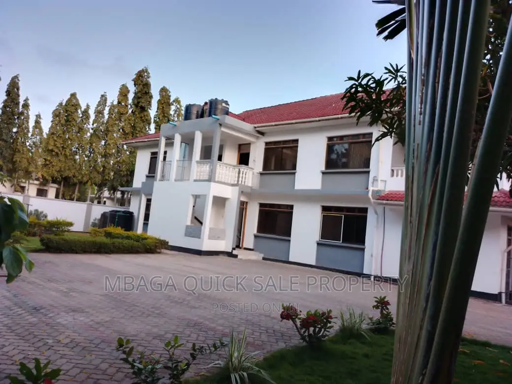 4bdrm House in Mbezi Beach  Near for rent
