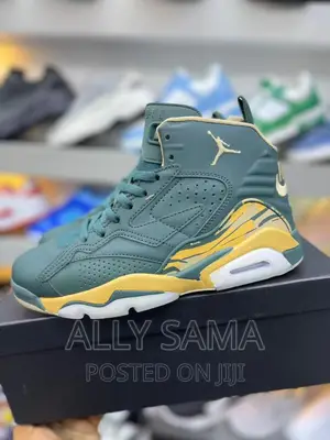 Airjordan Green Sneakers