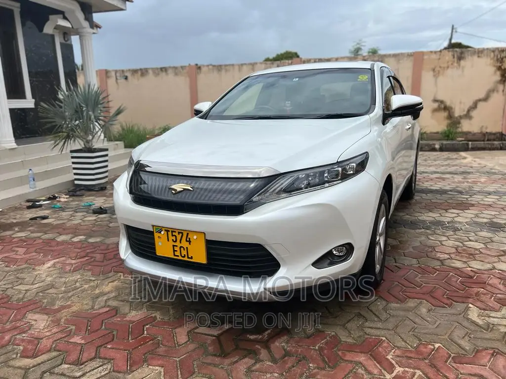 Toyota Harrier 2014 White