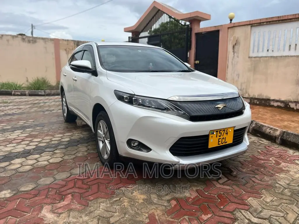Toyota Harrier 2014 White