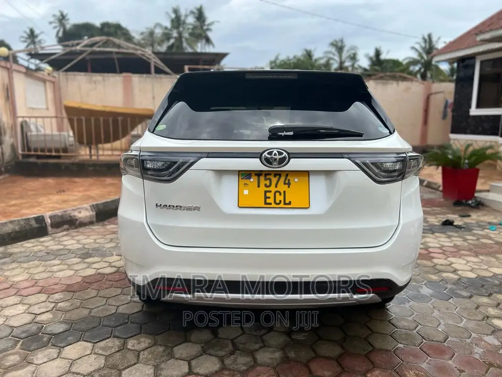 Toyota Harrier 2014 White