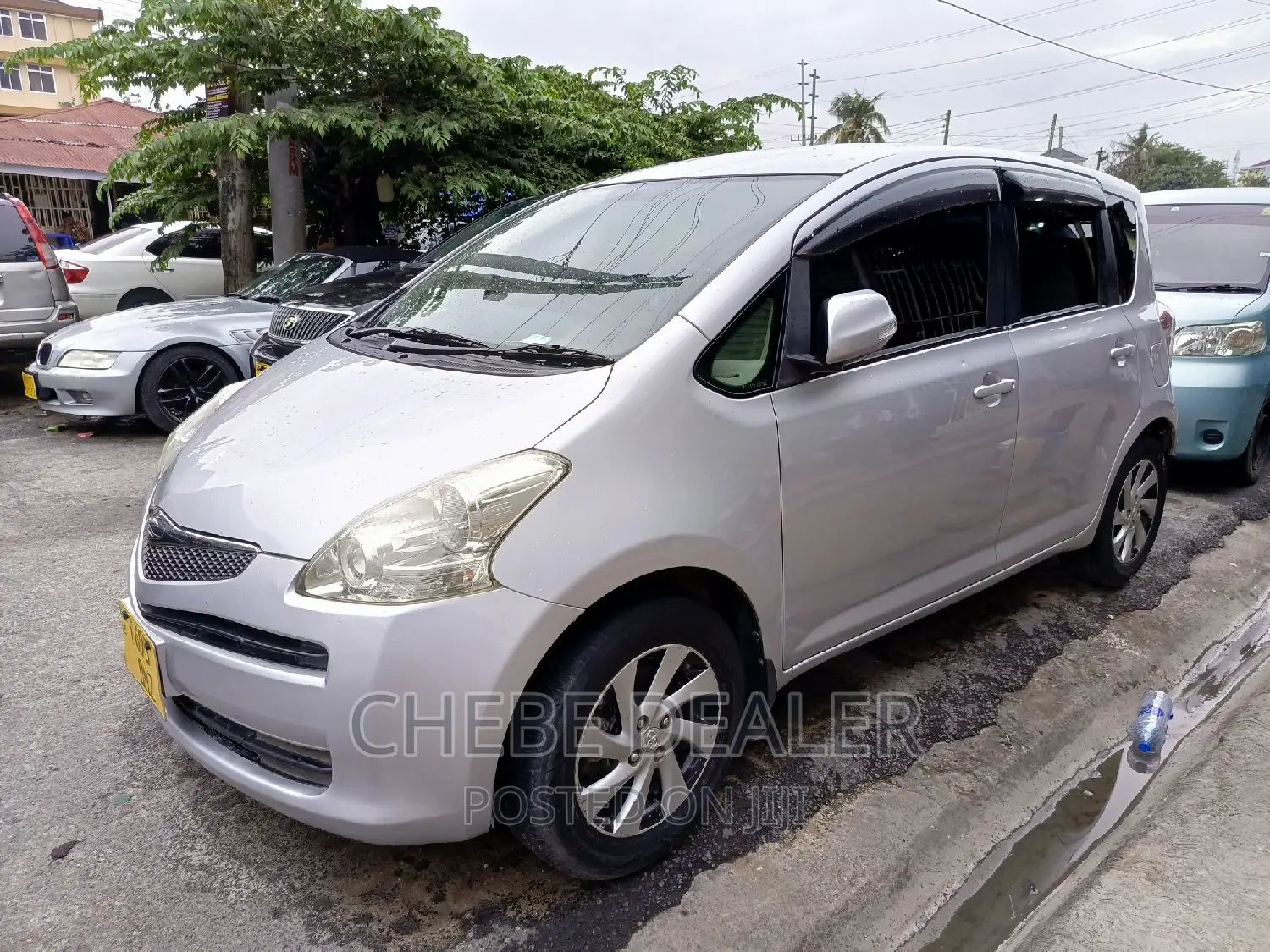 Toyota Ractis 2005 Silver