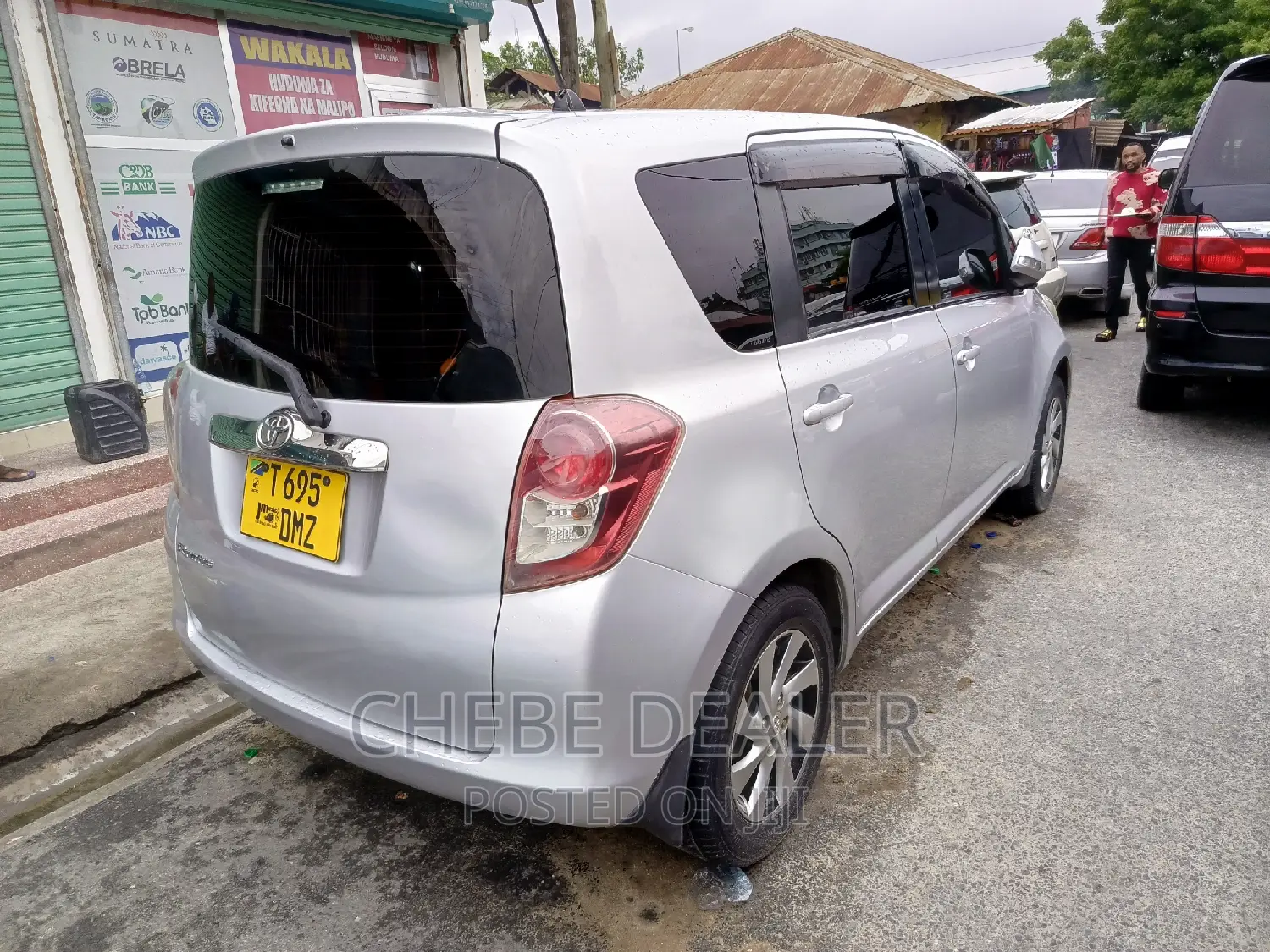 Toyota Ractis 2005 Silver