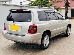 Toyota Kluger 2004 Silver
