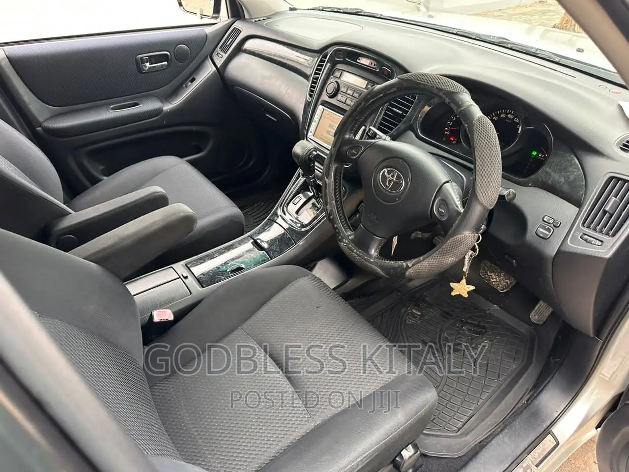 Toyota Kluger 2004 Silver