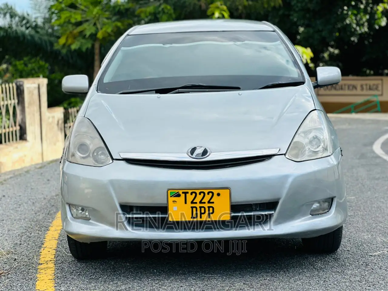 Toyota Wish 2004 Silver
