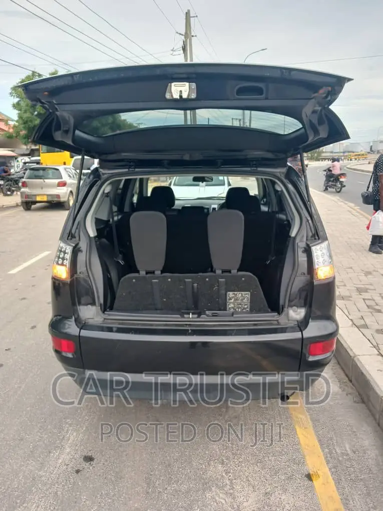 Mitsubishi Outlander ES 2010 Black