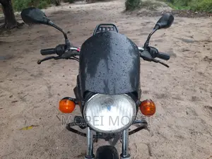 Bajaj Boxer X125 2021 Black