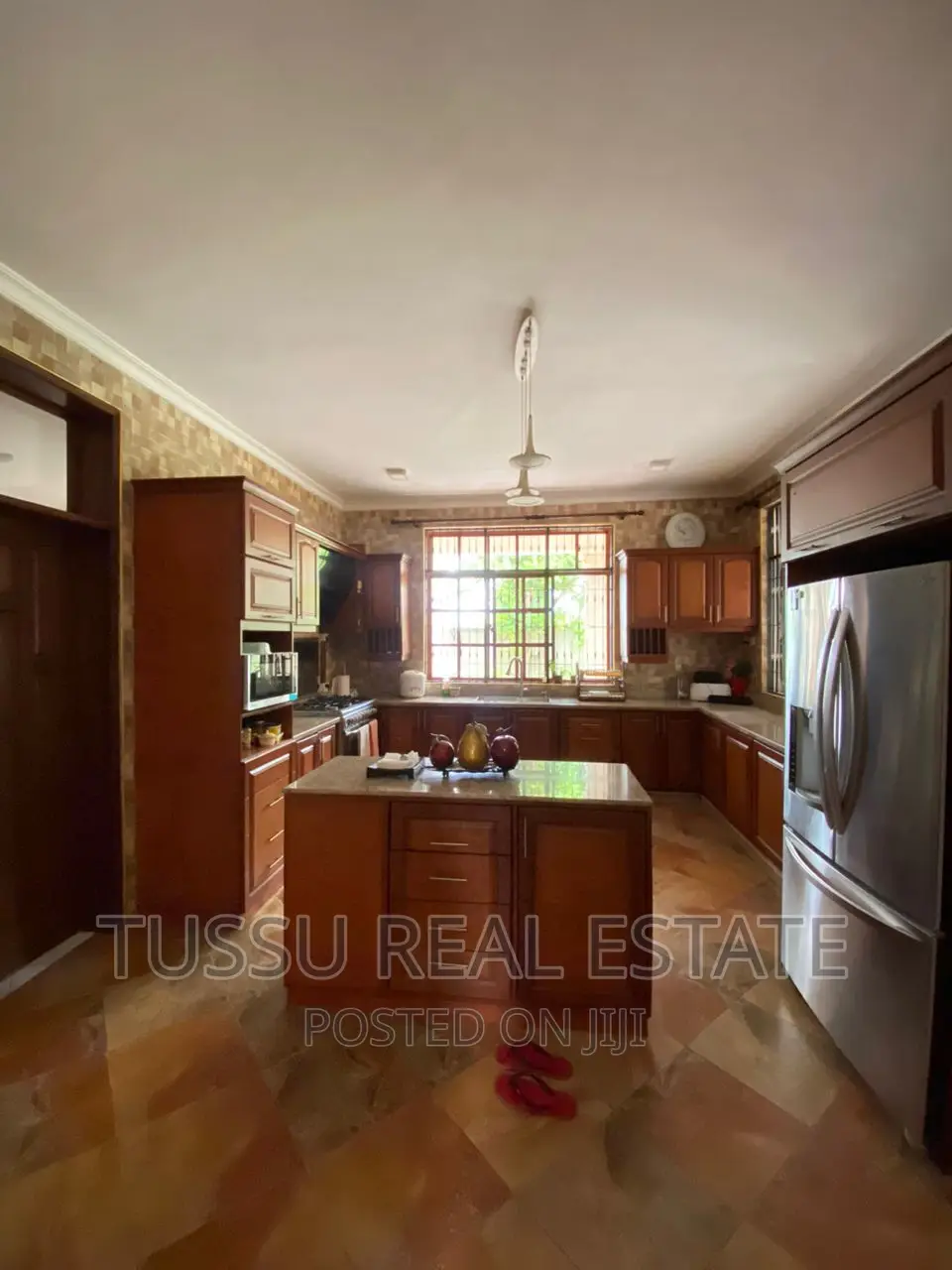 4bdrm Mansion in Bunju, Kinondoni for sale