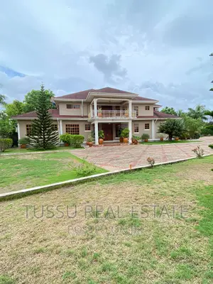4bdrm Mansion in Bunju, Kinondoni for sale