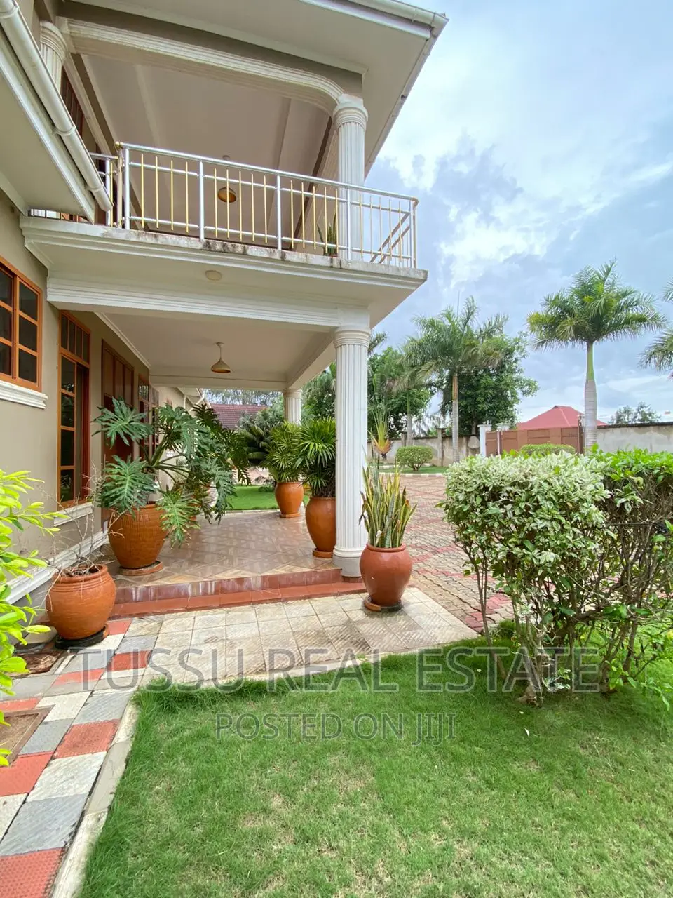 4bdrm Mansion in Bunju, Kinondoni for sale