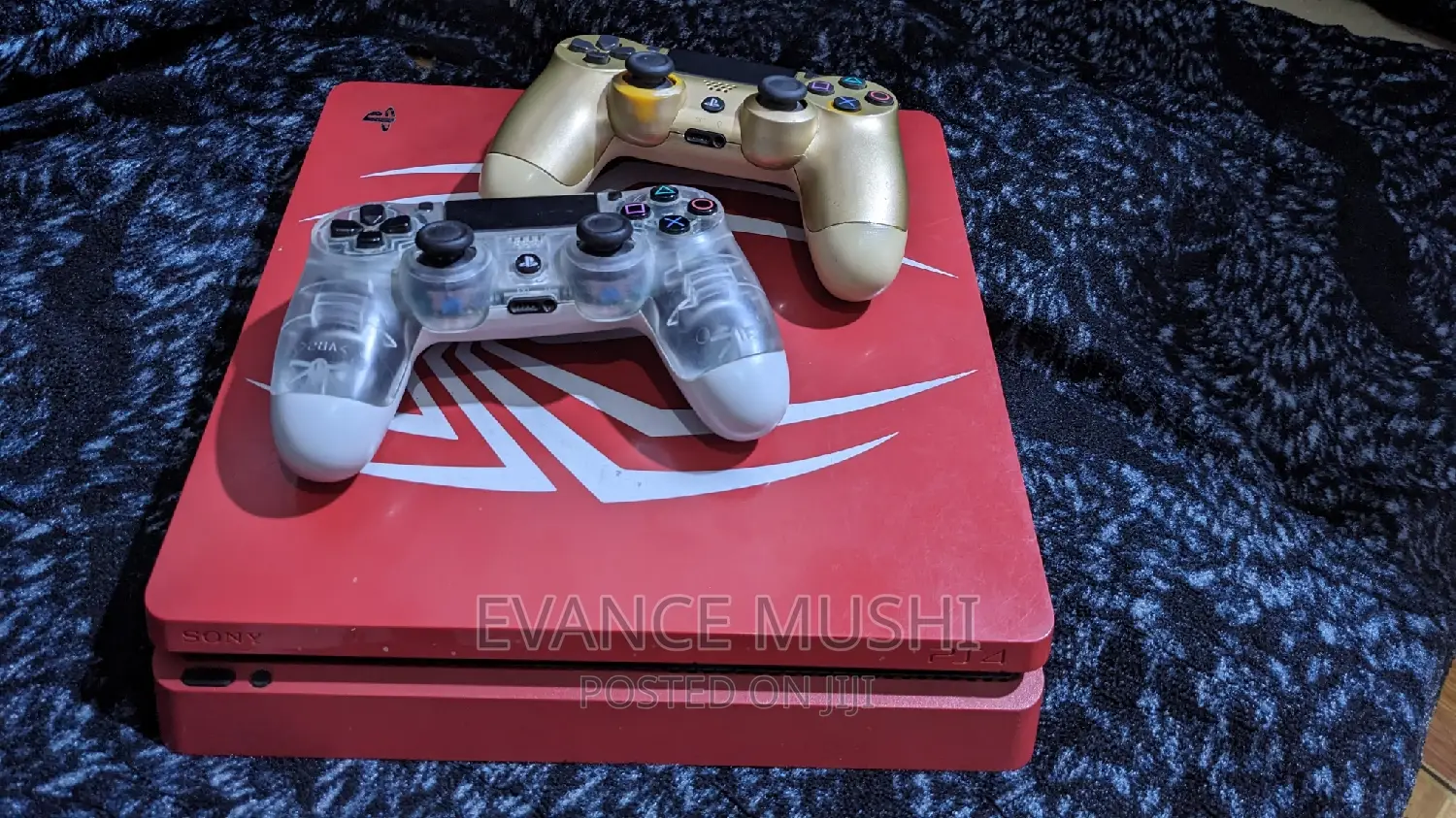 Play Station 4 Slim Chipped
