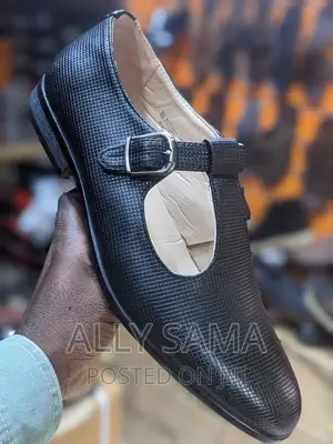 G.Ten Loafers Black Official