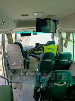 Toyota Coaster 2002 Silver