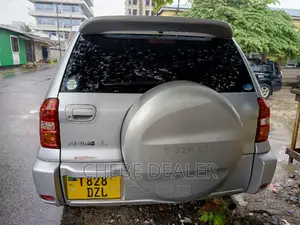 Toyota RAV4 180 2006 Silver