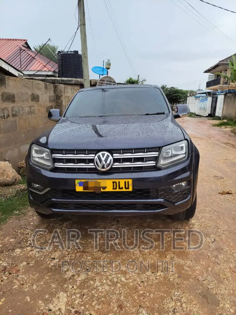 Volkswagen Amarok 2017 Gray