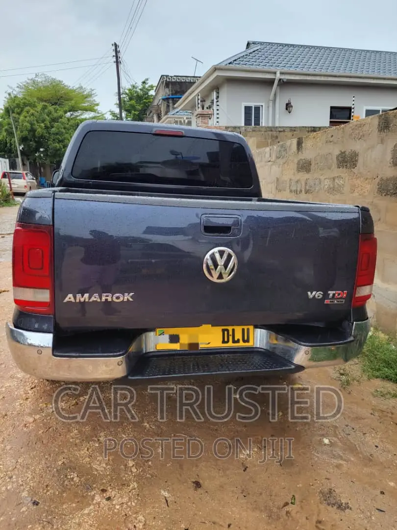 Volkswagen Amarok 2017 Gray