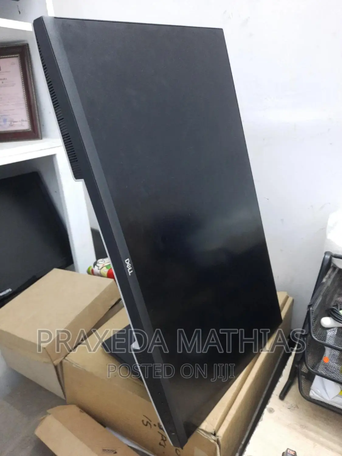 Dell Monitor 27 Inch Frameless