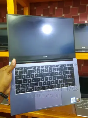 Laptop Huawei MateBook 13 WRT-W29E 8GB AMD Ryzen 5 SSD 512GB