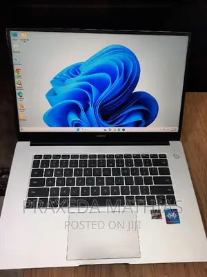 Laptop Huawei Matebook D 15 16GB AMD Ryzen 7 SSD 512GB