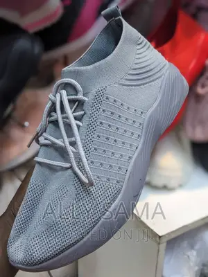 Woman Shoes Gray